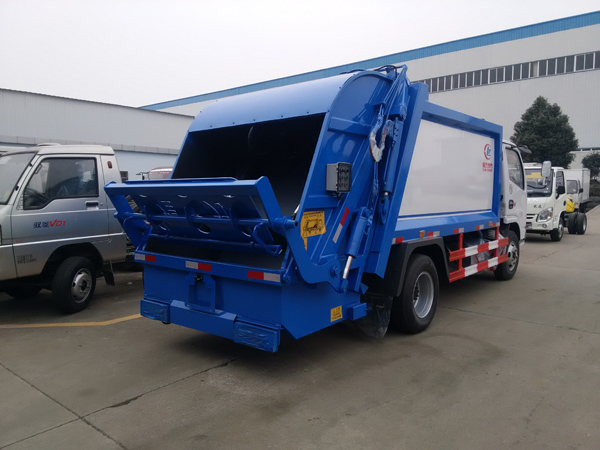 xe chở rác garbage truck