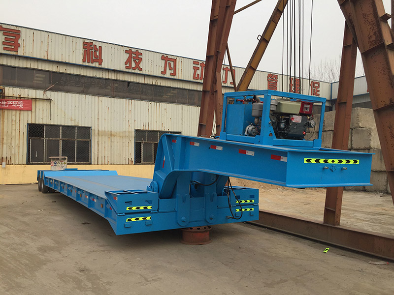 Sơ mi rơ mooc tải thấp Semi Trailer Low Loader